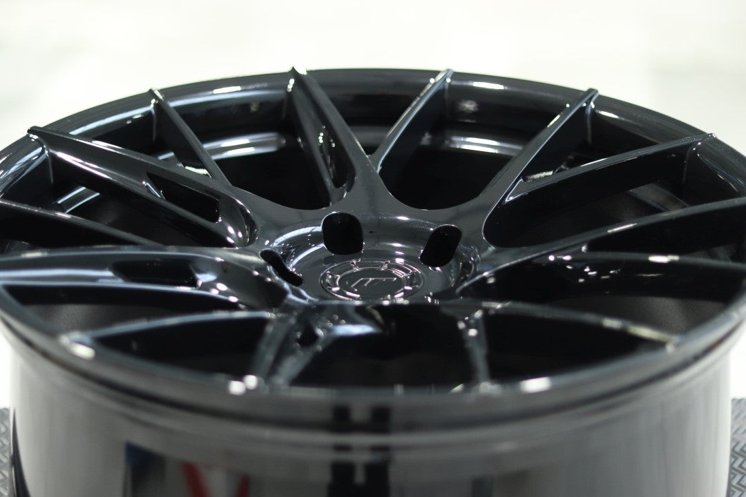 JR Wheels JR42 20x10 Gloss Black