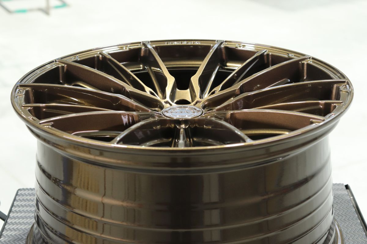 Concaver CVR7 21x10,5 Gloss Bronze