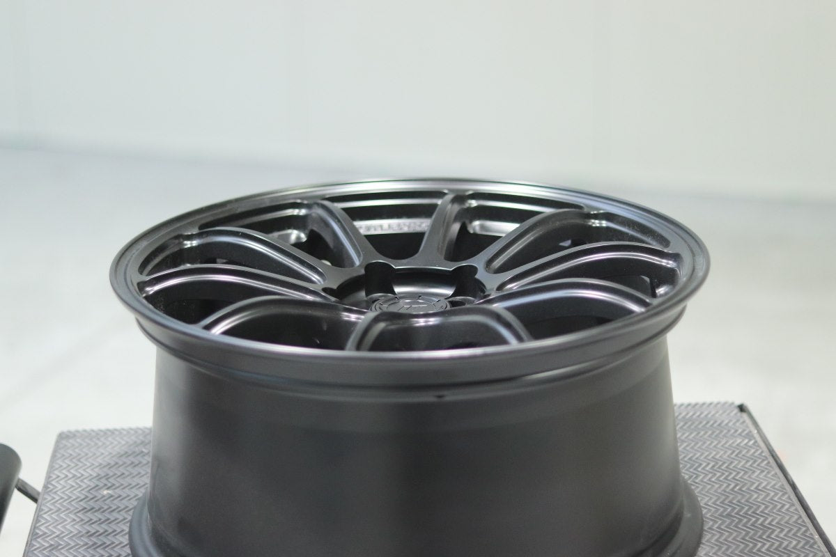 JR Wheels SL04 18x8,5 Matt Black