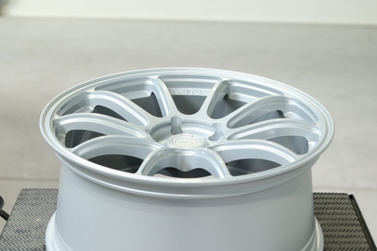 JR Wheels SL04 18x8 Gloss Silver