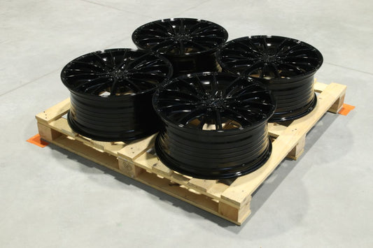 Set of CVR7 20x8,5 ET36 5x108 Gloss Black