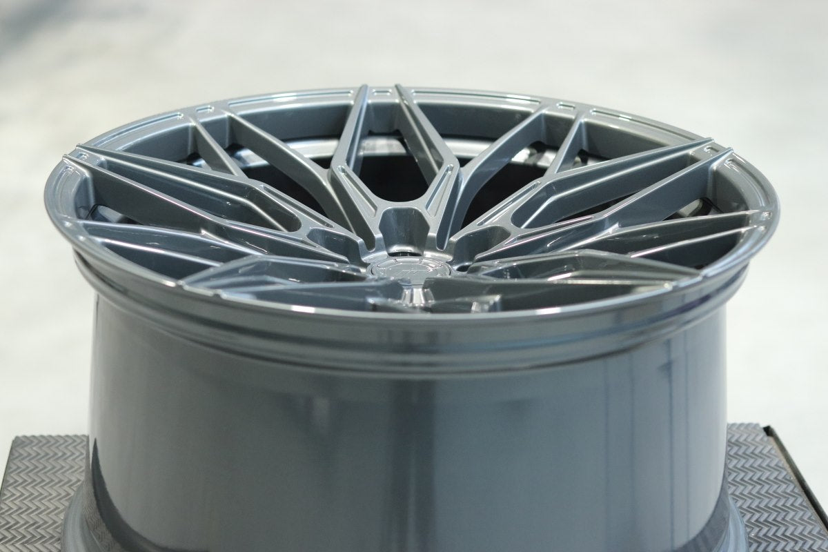 JR Wheels JR46 20x10,5 Gloss Light Gunmetal