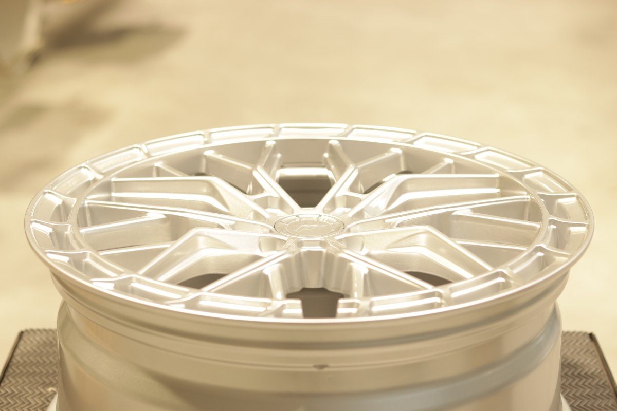 JR Wheels JR48 20x8,5 Hyper Silver