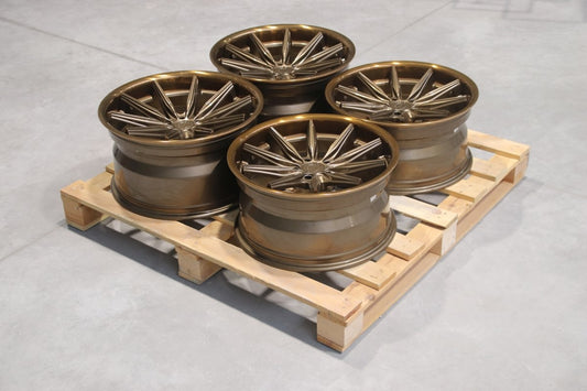 Set of CVR8 19x9,5 + 20x10,5 ET20 5x112 Gloss Bronze
