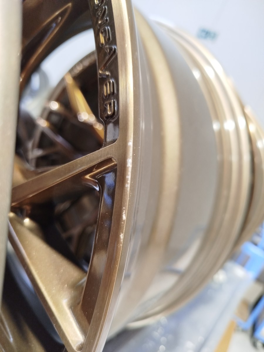 Set of CVR1 19x9,5 ET24 5x112 Brushed Bronze