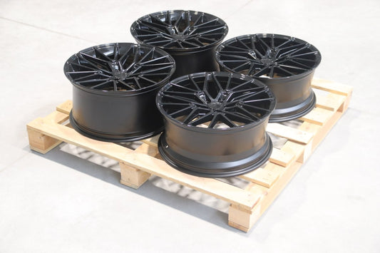 Set of JR38 19x8,5 ET40 + 19x9,5 ET45 5x114,3 Gloss Black