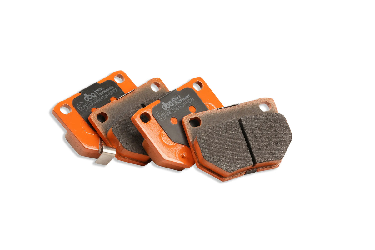 DBA4656S-10-1220XP Brake Kit - 4000 Series T3 Slotted & Xtreme Performance Brake Pads (2x DBA4656S-10 + DB1220XP)