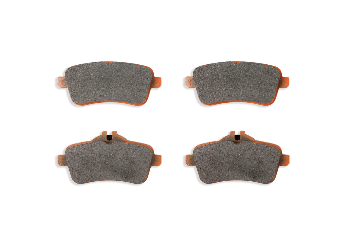 DBA42699S-8880XP Brake Kit - 4000 Series T3 Slotted & Xtreme Performance Brake Pads (2x DBA42699S + DB8880XP)