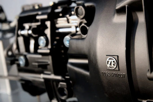 Gearmotive - H-pattern gearbox assembled to ZF S5D housing